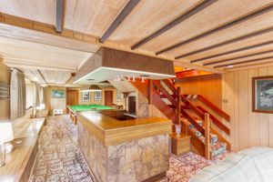 Photo 17- click for photo gallery